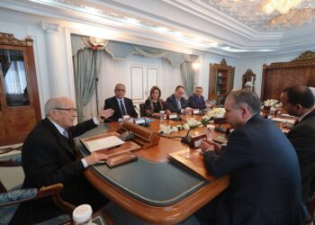 Youssef Chahed pourrait &ecirc;tre remplac&eacute;, selon Noureddine Taboubi