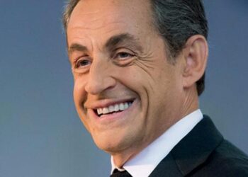 Nicolas Sarkozy interdit de voyager en Tunisie