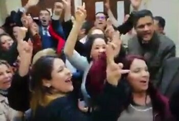 Ambiance de f&ecirc;te &agrave; l'ARP : Les d&eacute;put&eacute;s de Nidaa Tounes "c&eacute;l&egrave;brent la d&eacute;faite" de Sihem Ben Sedrine