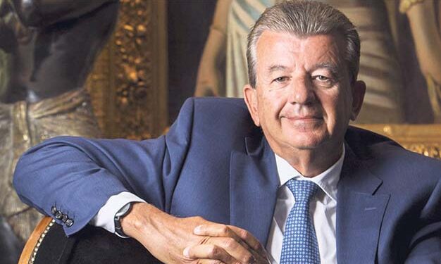 Mis en examen pour "banqueroute", Tarak Ben Ammar dément BFMTV