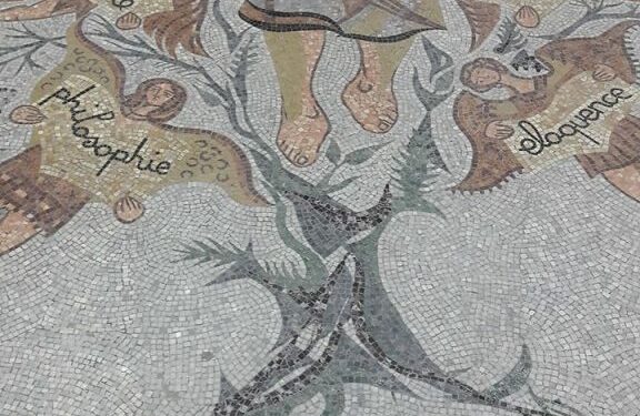 A Tunis, oĂą se trouve cette mosaĂŻque de Luc Simon ?