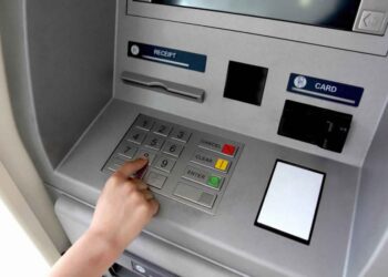 C'est destin&eacute; aux familles d&eacute;munies : Une carte &eacute;lectronique pour retirer les mandats via les DAB