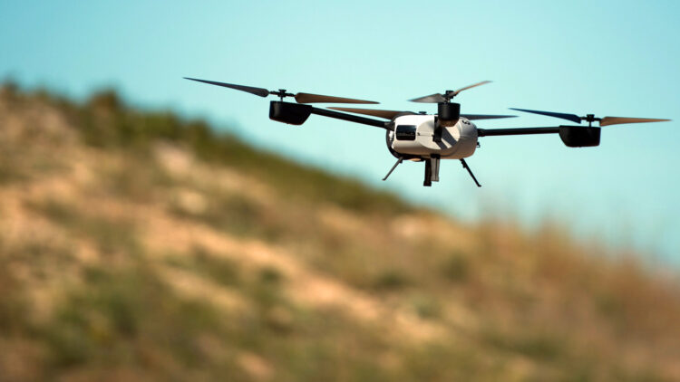 Chroniques des années de cendre : Des drones et des devises