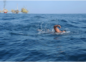 Nage en eau libre : Nejib Belhedi s'appr&ecirc;te &agrave; parcourir Sfax-Djerba sans interruption