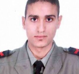 Le martyr Ahmed Saidi d&eacute;cor&eacute; des insignes de l&rsquo;Ordre de la R&eacute;publique