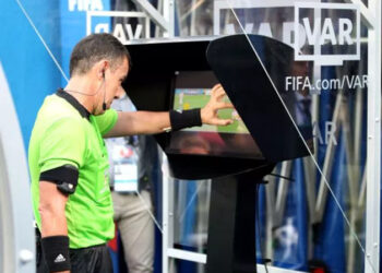 Mondial : La VAR utilis&eacute;e 335 fois lors des 48 matches du 1er tour