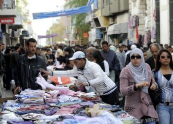 77% des Tunisiens pr&eacute;f&egrave;rent les produits contrefaits pour leur prix