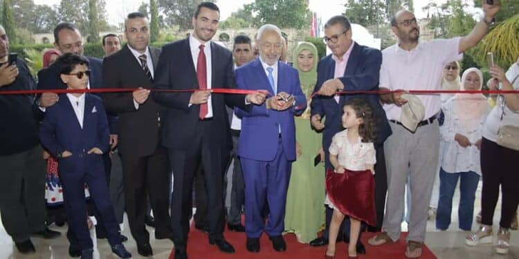 Rached Ghannouchi fait pol&eacute;mique apr&egrave;s avoir inaugur&eacute; un h&ocirc;tel "sans alcool"