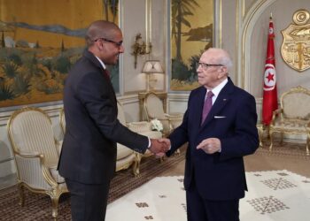 Beji Caid Essebsi à Wahbi Khazri : "Ils essayeront de te blesser, comme Mohamed Salah"
