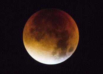 La plus longue éclipse lunaire du siècle, c'est ce vendredi !