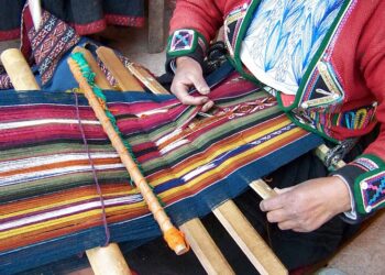 La légende de Sett Enfessa, patronne des tisserandes de Jebiniana