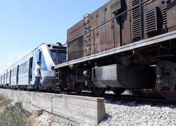 Le ministre du Transport commente l'incident du train sans conducteur