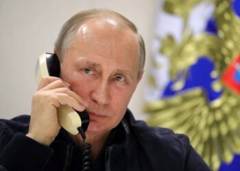 Enquête sur les réseaux Poutine | I. Le KGB et les condensateurs