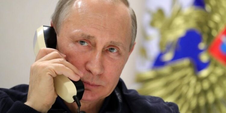 Enquête sur les réseaux Poutine | I. Le KGB et les condensateurs