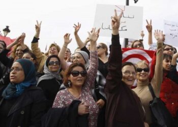 F&ecirc;te de la femme : Les Tunisiennes &agrave; l'avenue Bourguiba pour la d&eacute;fense de l&rsquo;&eacute;galit&eacute; et des libert&eacute;s