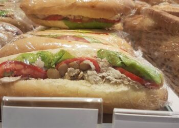 A l'a&eacute;roport Tunis-Carthage, le sandwich au thon est &agrave; 18 dinars !