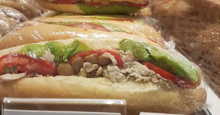 A l'a&eacute;roport Tunis-Carthage, le sandwich au thon est &agrave; 18 dinars !