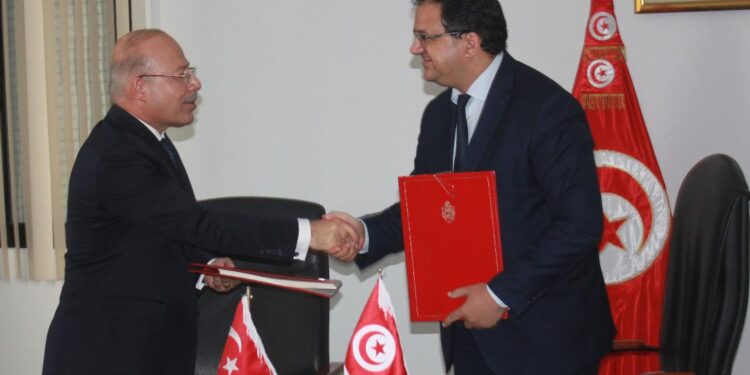 S&eacute;curit&eacute; et d&eacute;fense : La Tunisie signe une convention avec la Turquie de l&rsquo;ordre de 200 M$