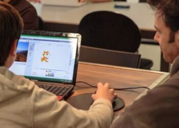 Ann&eacute;e scolaire 2018-2019 : L'informatique enseign&eacute;e &agrave; partir de la septi&egrave;me ann&eacute;e de base