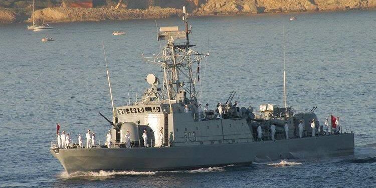 Exercice militaire conjoint entre les Marines nationale et canadienne au large des côtes nord