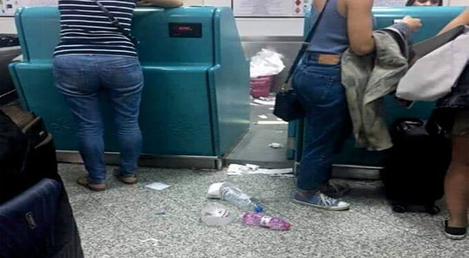 Déchets et bouteilles à l'aéroport Tunis-Carthage : L'OACA réagit