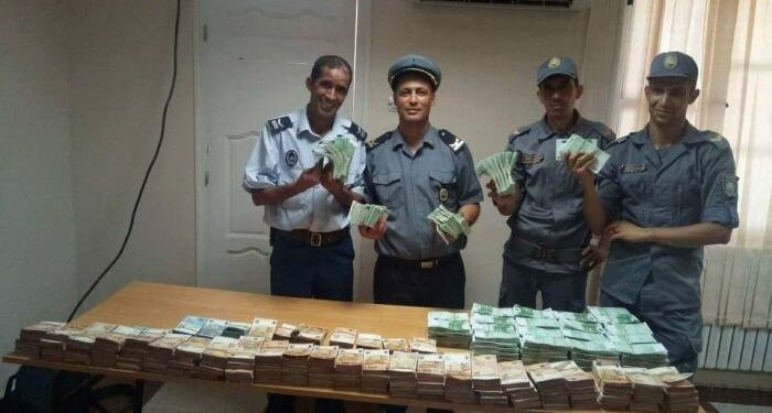 Algérie : Saisie record de deux millions d'euros à la frontière tunisienne