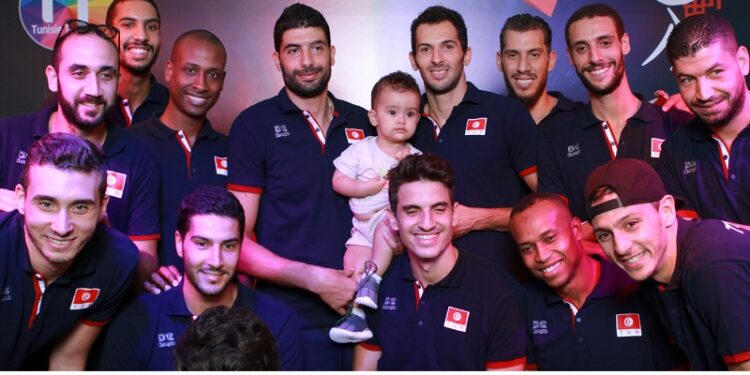 Tunisie Telecom offre un bain de foule à la Sélection nationale de volley avant son Mondial