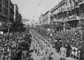 En mai 1943, dans Tunis, libérée par les Alliés