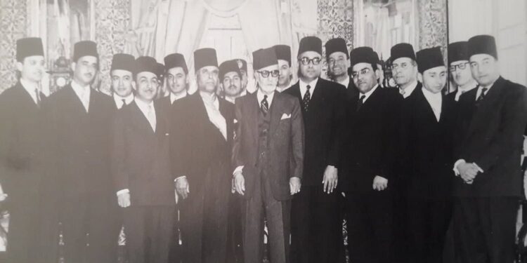 Autour de Lamine Bey, le premier gouvernement de la Tunisie indépendante
