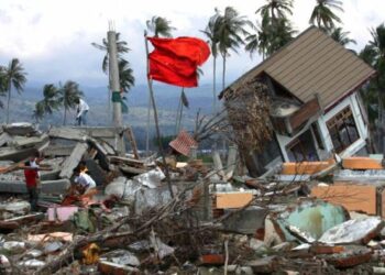 Indonésie : Au moins 384 morts dans un violent tsunami