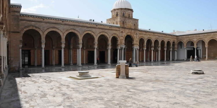 Travaux d’entretien imminents des toitures de la mosquée Zitouna