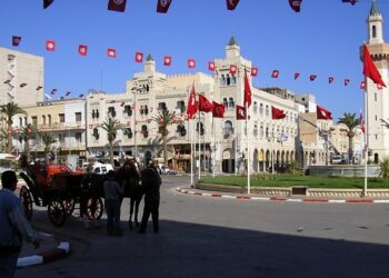 Pour le maire de Sfax, acheter une voiture de luxe est une "priorit&eacute;"
