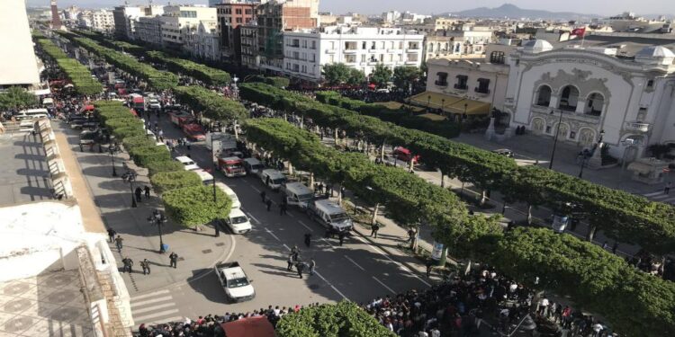 Attentat et panique à Tunis : Les cafés se plaignent des additions non payées