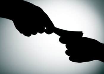 Tunisie : En une ann&eacute;e, 500 millions de dinars ont &eacute;t&eacute; vers&eacute;s en pots-de-vin