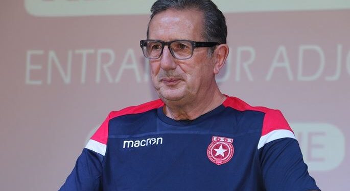 L'Etoile limoge son entra&icirc;neur Georges Leekens