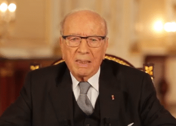 B&eacute;ji Ca&iuml;d Essebsi "conteste" le remaniement op&eacute;r&eacute; par Youssef Chahed