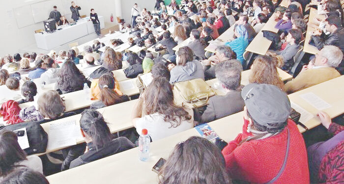 Les études à l’étranger deviennent inaccessibles pour les Tunisiens !