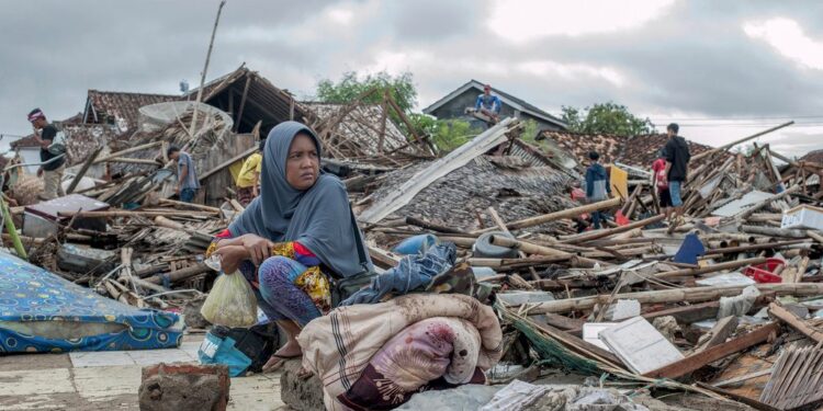 Tsunami en Indonésie : Le bilan passe à 373 morts et 1459 blessés