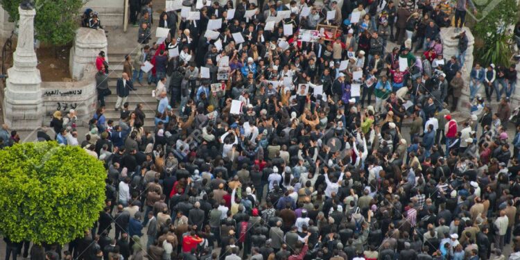 Appels aux protestations contre une éventuelle indemnisation des victimes de la dictature