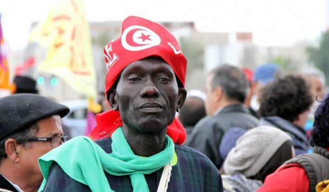 Tunisie : "On va quitter votre beau pays si accueillant", le témoignage d'une victime de racisme !