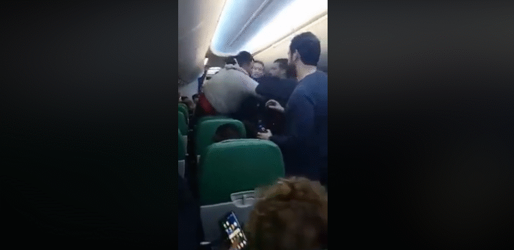 Atterrissage d'urgence du vol Paris-Tunis à cause d'un passager violent