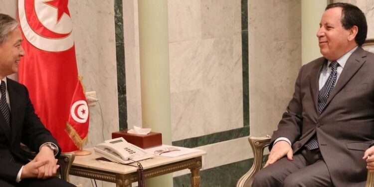Entretien diplomatique sur l'état d’avancement des projets financés par la Chine