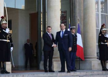 Macron promet de revoir &agrave; la hausse le nombre de touristes fran&ccedil;ais en Tunisie