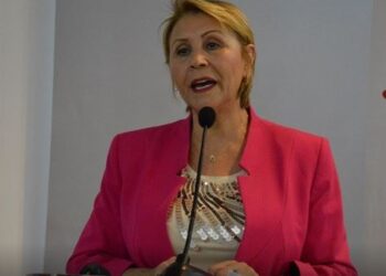 Naziha Laabidi : "Les &eacute;coles coraniques sont ill&eacute;gales"