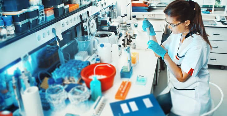 En Tunisie, 55% des chercheurs et 69% des docteurs sont des femmes !