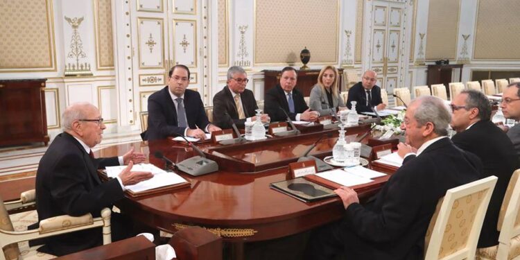 BCE-Chahed : Il y a de l'eau dans le gaz !