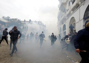 195 Algériens arrêtés lors des manifestations du vendredi