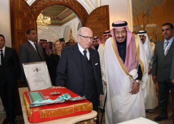 Tunisie : Le Roi Salman a, enfin, eu son doctorat honorifique