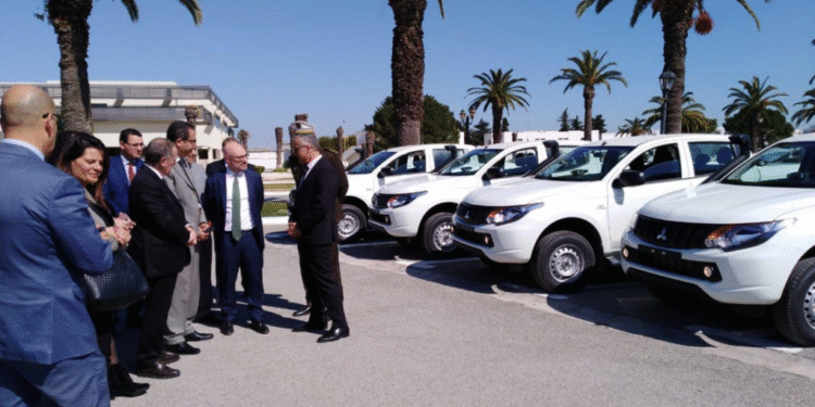 50 v&eacute;hicules tout-terrain, don de l'Italie &agrave; la Tunisie