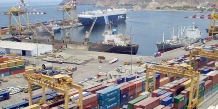 130 personnes prennent d’assaut le port de la Goulette pour émigrer clandestinement
